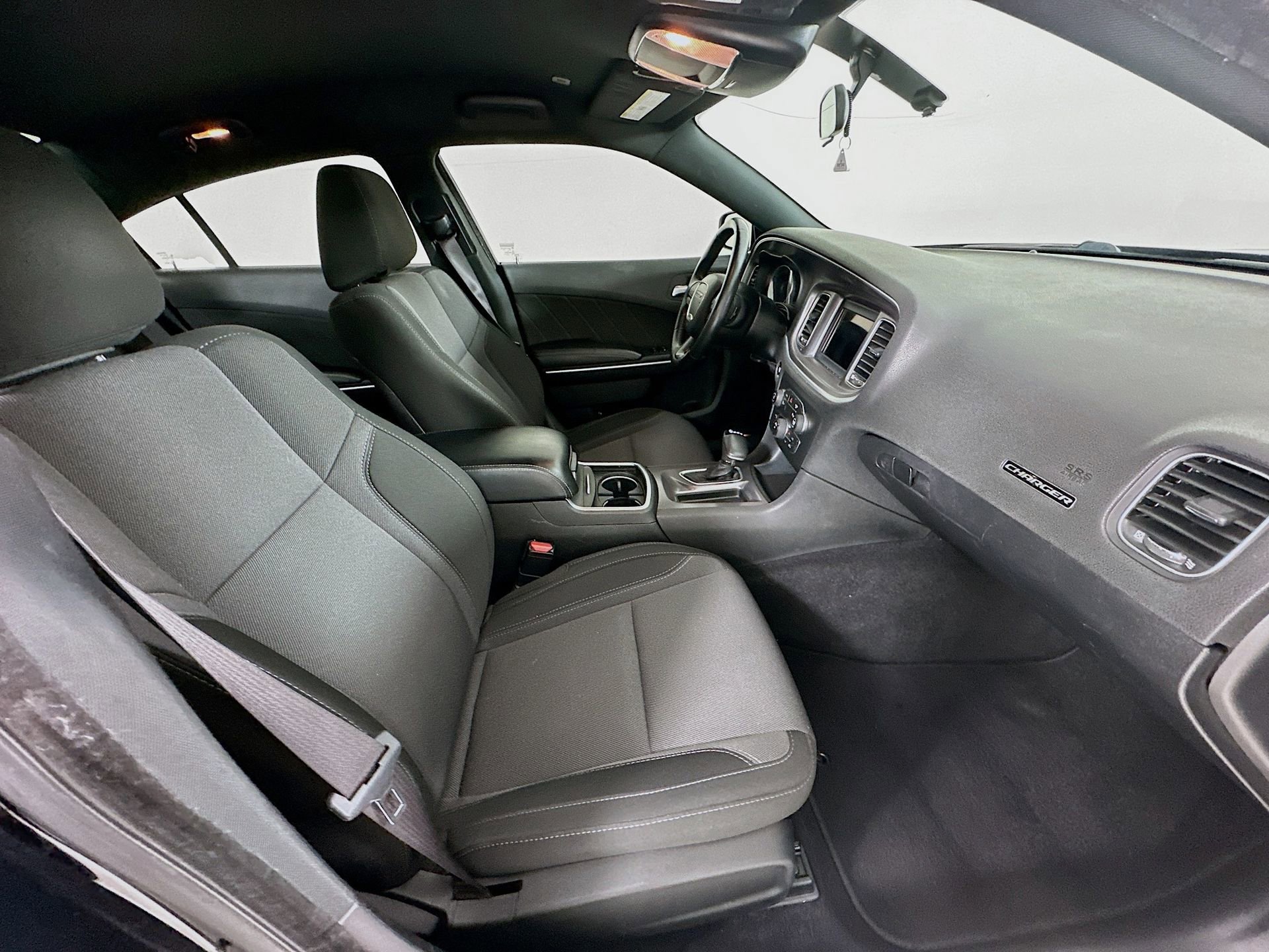 Used 2019 Dodge Charger SXT image 26