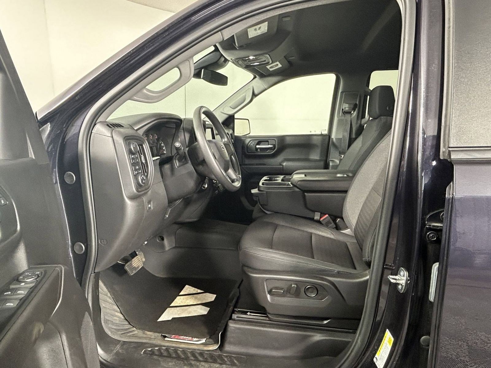 Used 2024 Chevrolet Silverado 1500 Custom Trail Boss AWD/4WD image 13