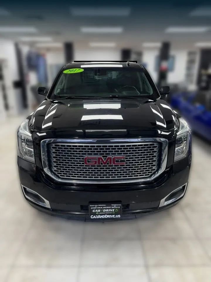 Used 2017 GMC Yukon XL Denali w/ Open Road Package image 2