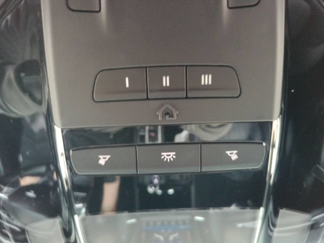 Used 2019 Maserati Levante AWD/4WD image 53