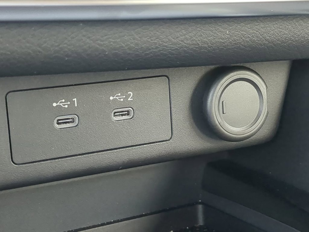 Certified 2026 Nissan Rogue SV FWD image 21