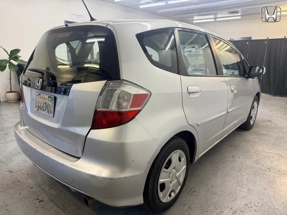 Used 2012 Honda Fit image 4