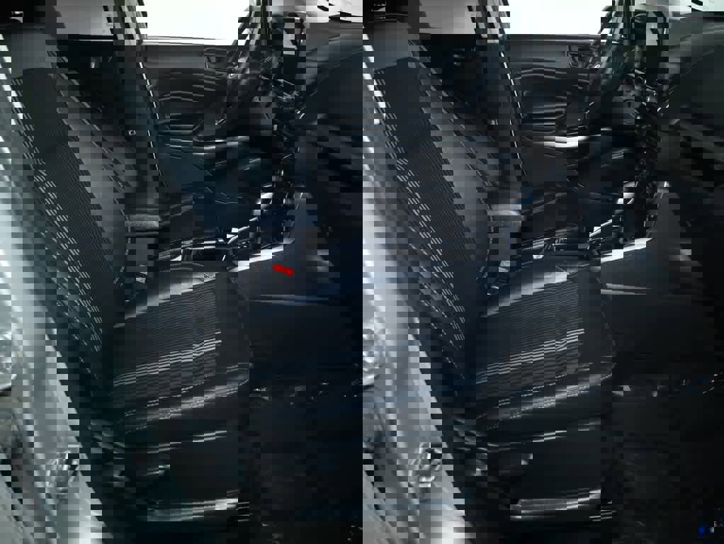 Used 2022 Ford EcoSport SES w/ Interior Protection Package AWD/4WD image 33