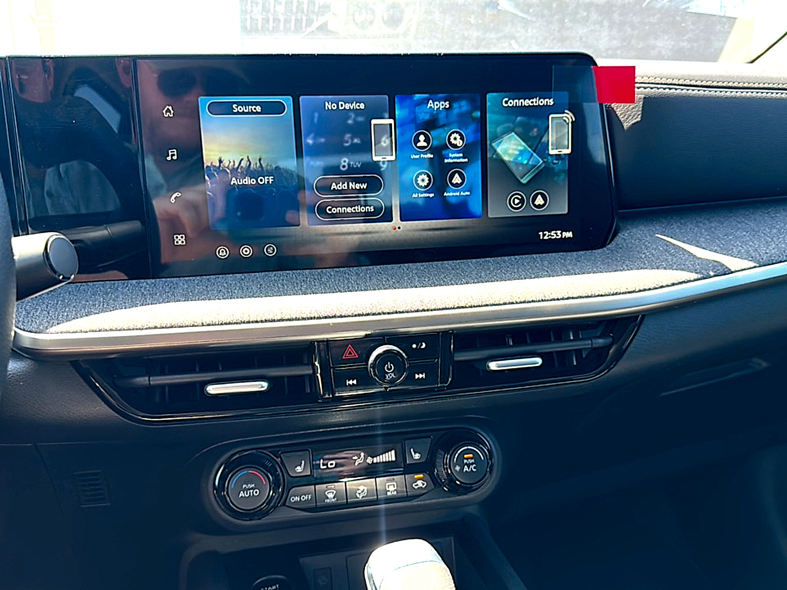 New 2026 Nissan Kicks SV w/ Cold Weather Package image 21