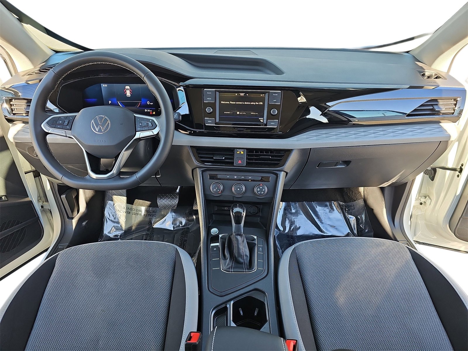 Used 2022 Volkswagen Taos S w/ IQ Drive S Package image 9