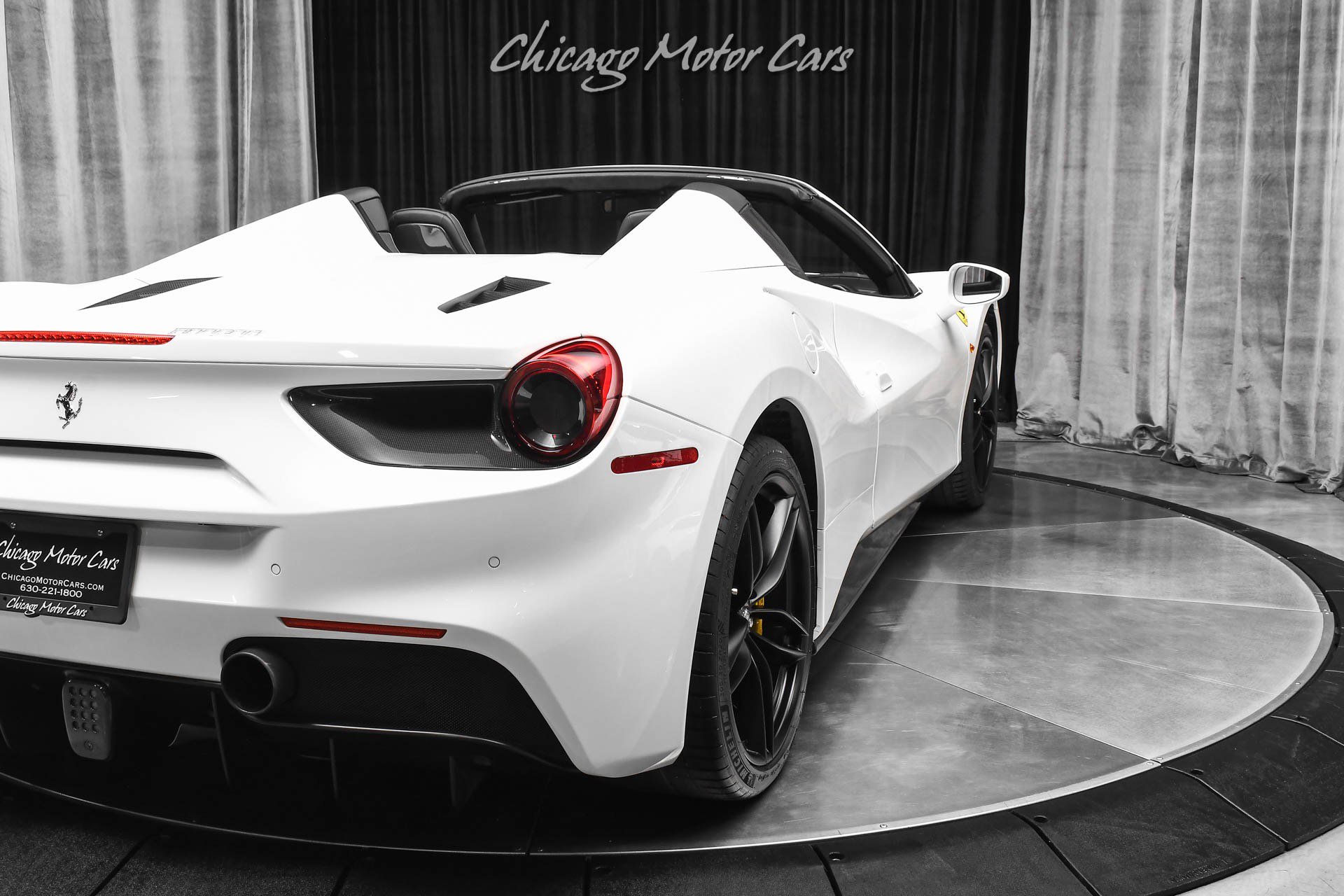 Used 2017 Ferrari 488 Spider image 44