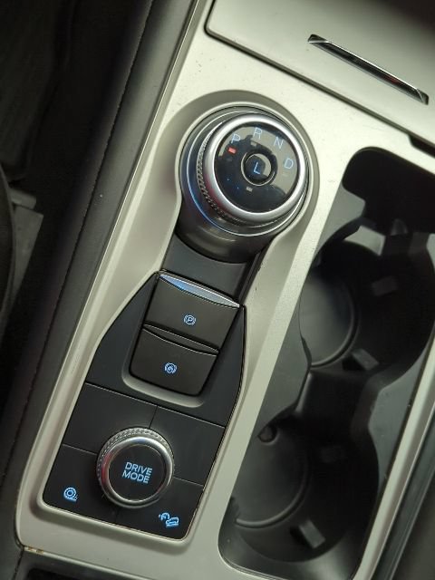 Used 2023 Ford Explorer XLT AWD/4WD image 24
