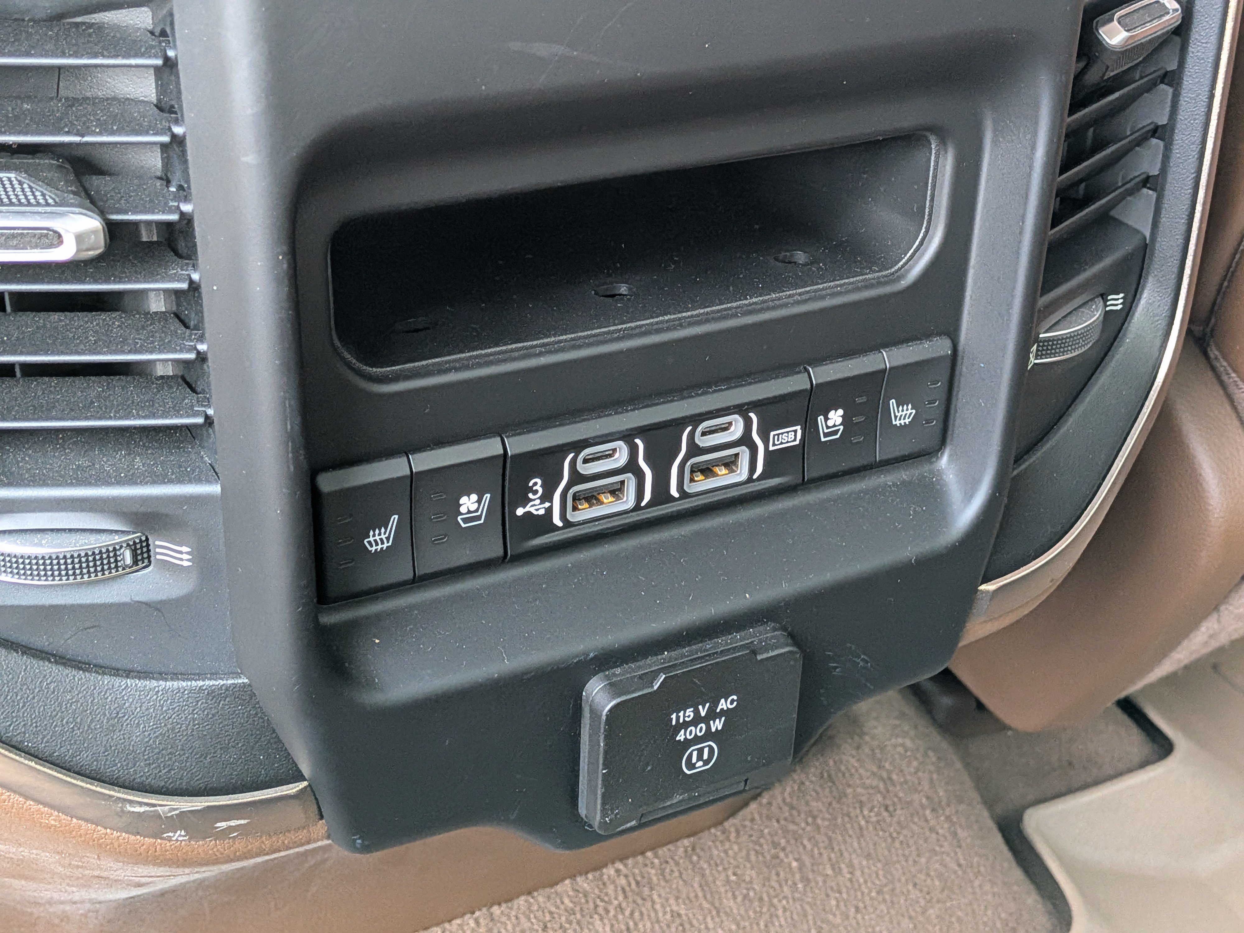 Used 2019 RAM 1500 Limited AWD/4WD image 14
