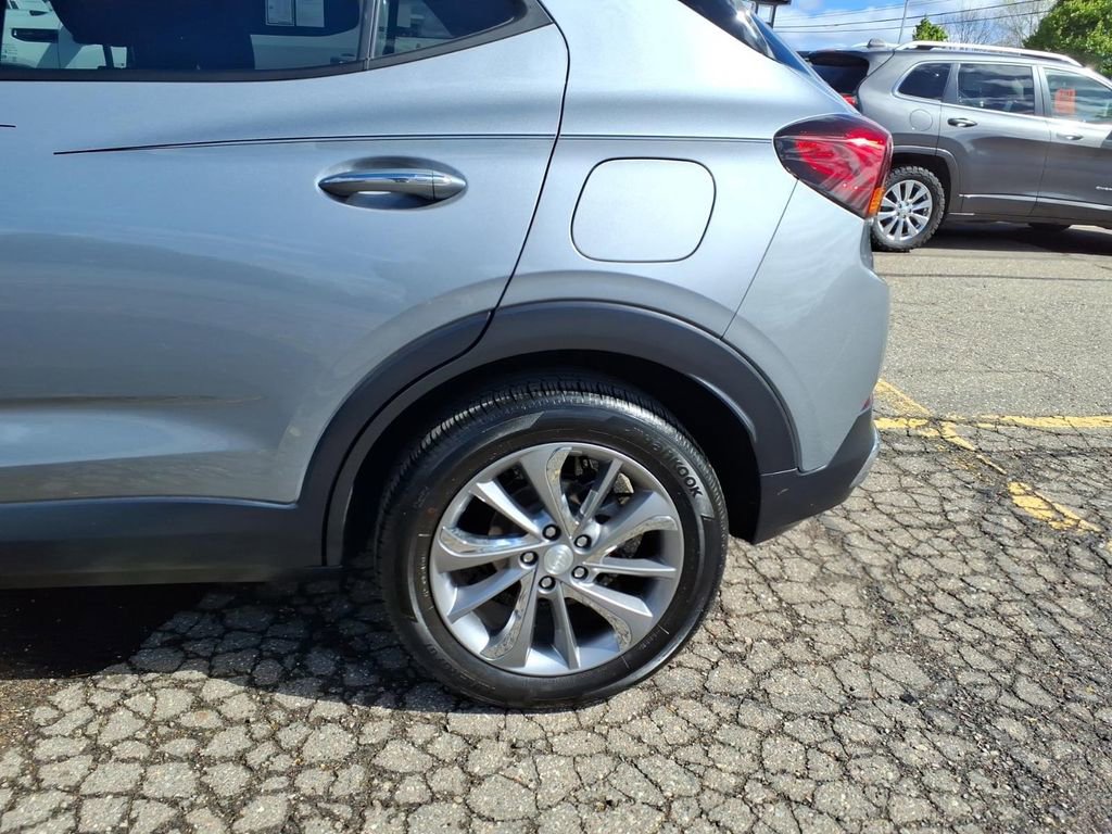 Used 2023 Buick Encore GX Essence w/ Experience Buick Package AWD/4WD image 23