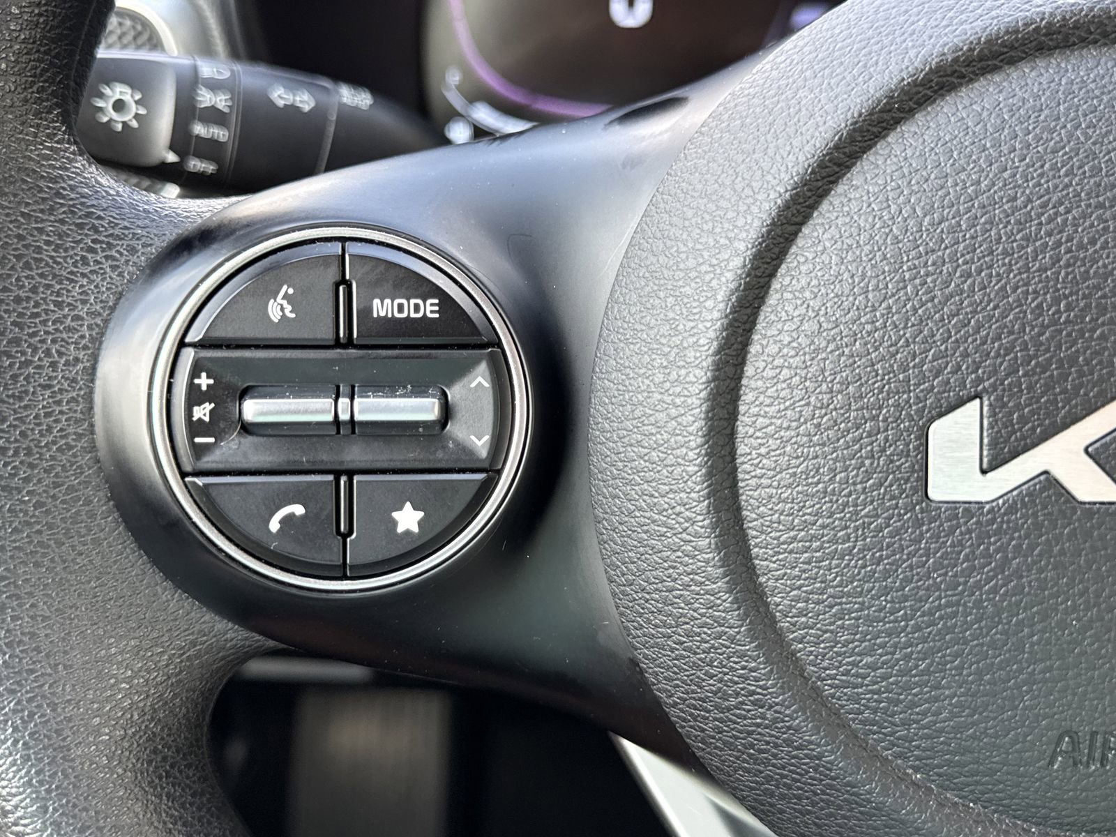 Used 2024 Kia Soul LX w/ LX Technology Package image 17