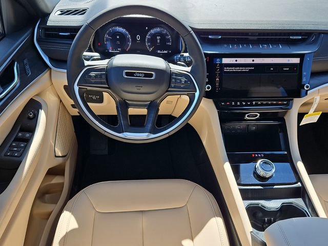 New 2026 Jeep Grand Cherokee Limited RWD image 12