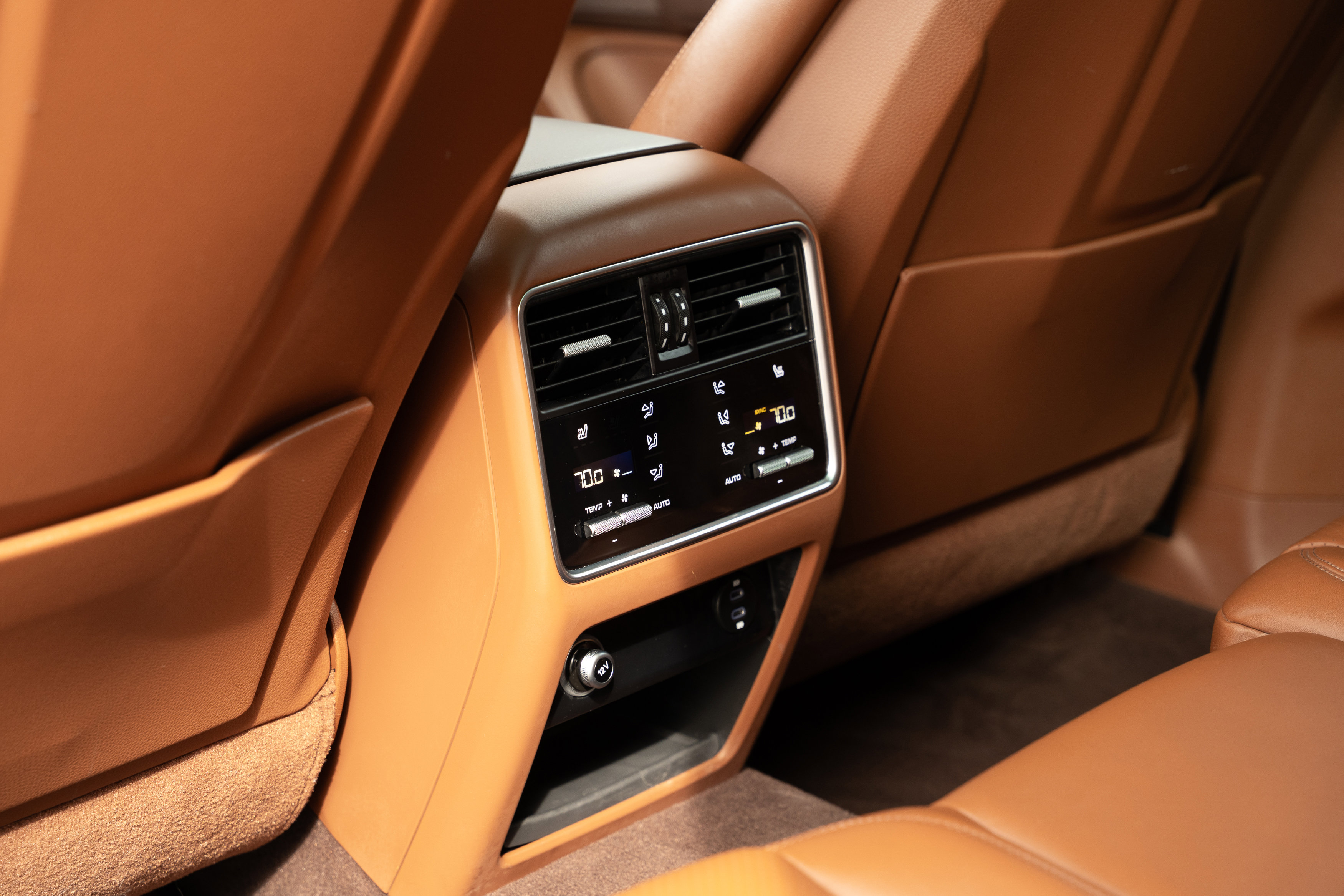 Used 2021 Porsche Cayenne image 29