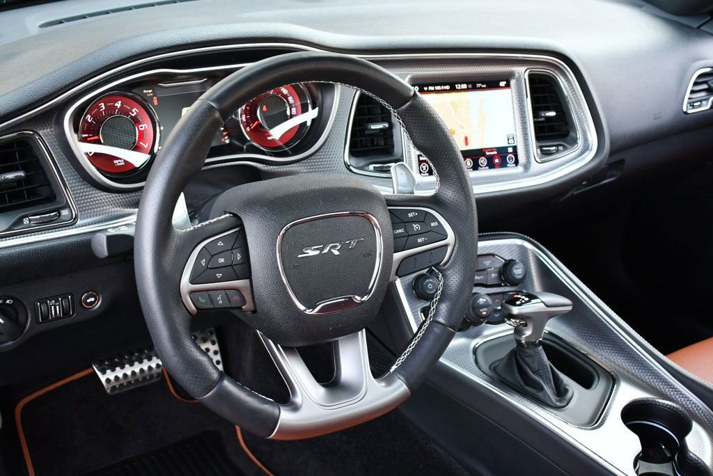 Used 2017 Dodge Challenger SRT Hellcat image 43