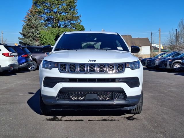 Used 2024 Jeep Compass Sport image 8