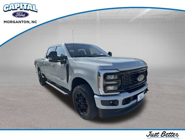 New 2026 Ford F250 Lariat w/ Black Appearance Package