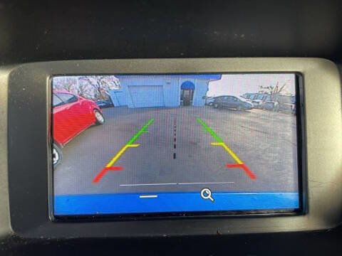 Used 2017 Ford Focus SE FWD image 10