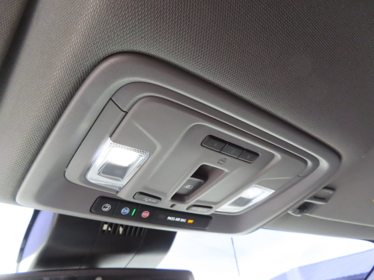 Used 2024 Chevrolet Silverado 3500 LT w/ Safety Package image 42