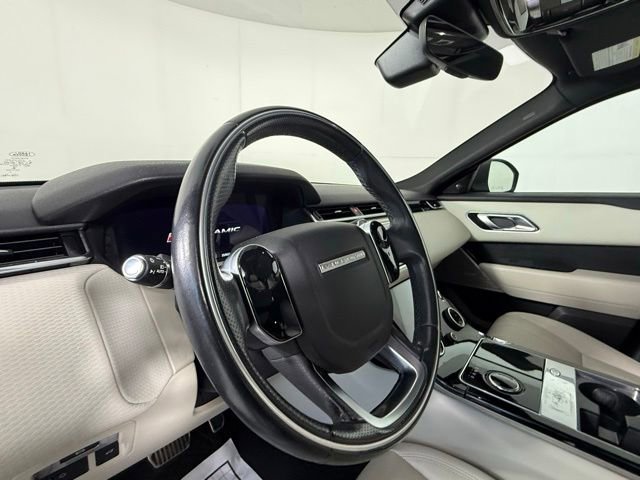 Used 2019 Land Rover Range Rover Velar R-Dynamic SE AWD/4WD image 8