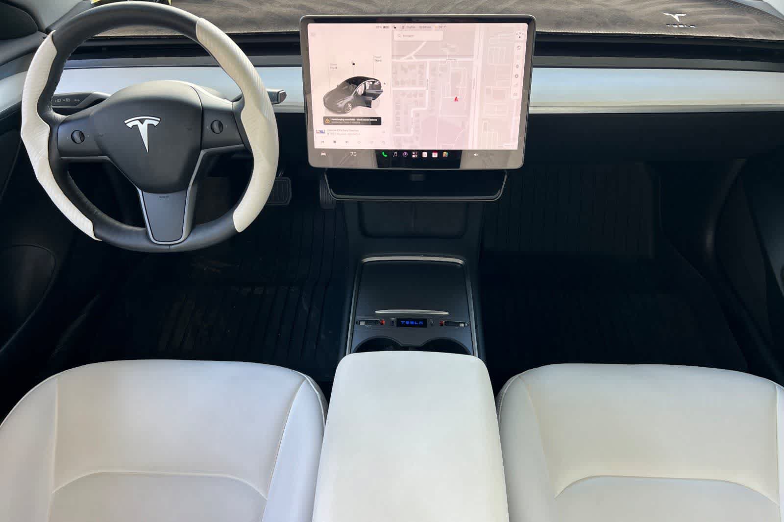 Used 2023 Tesla Model 3 Standard Range RWD image 4