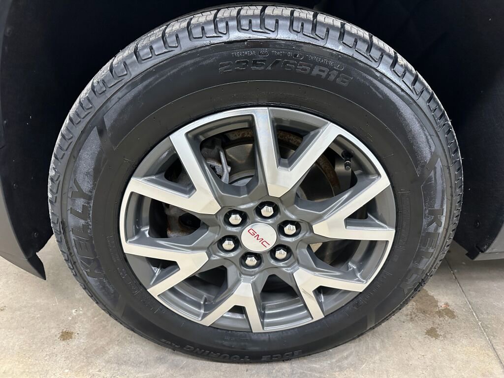 Certified 2023 GMC Acadia SLE w/ Driver Convenience Package image 37