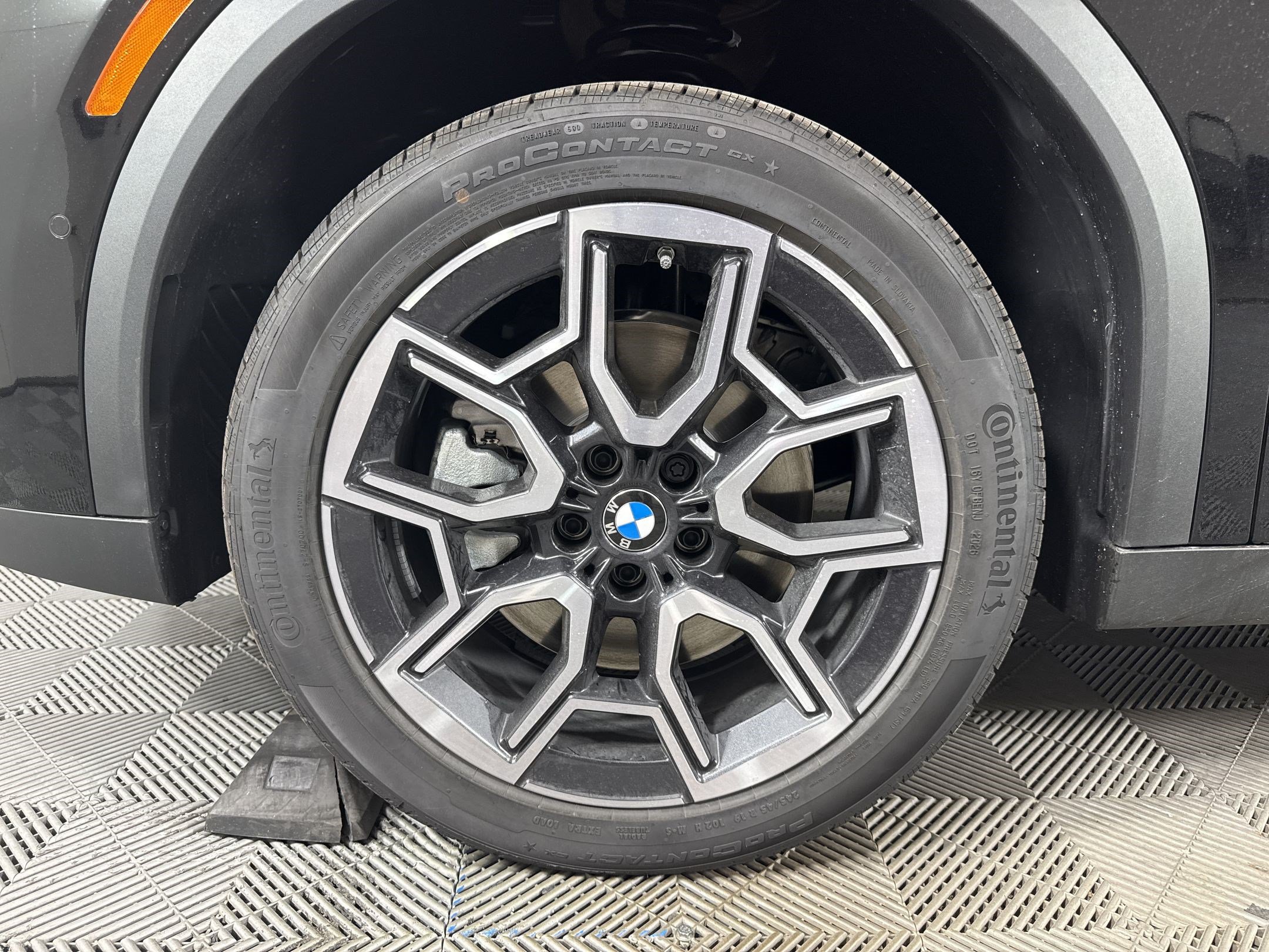 New 2026 BMW X2 xDrive28i w/ Technology Package AWD/4WD image 13