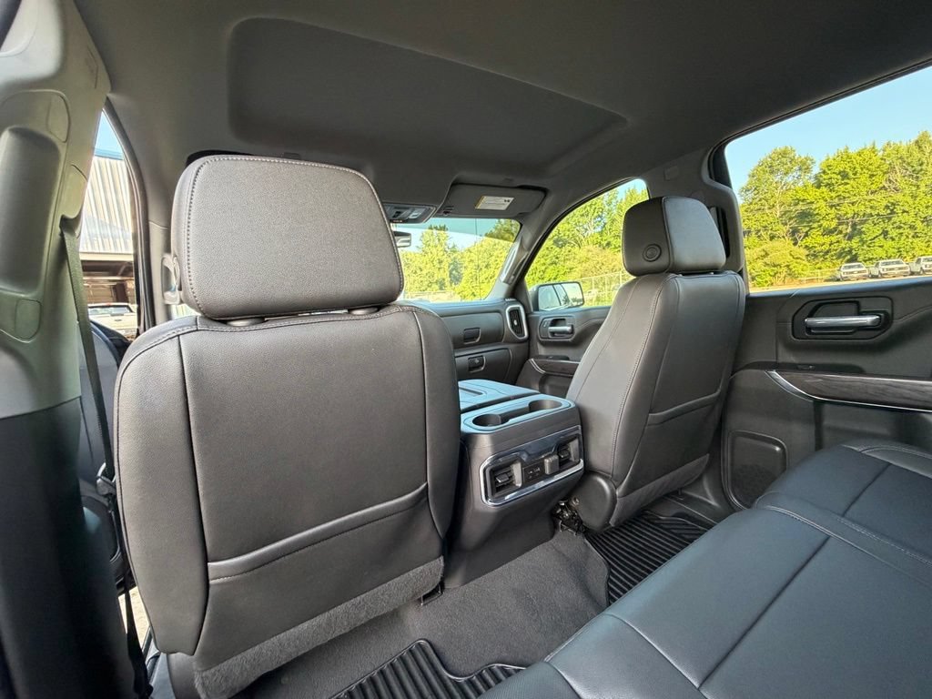 Used 2022 Chevrolet Silverado 1500 LTZ w/ LTZ Convenience Package II AWD/4WD image 18