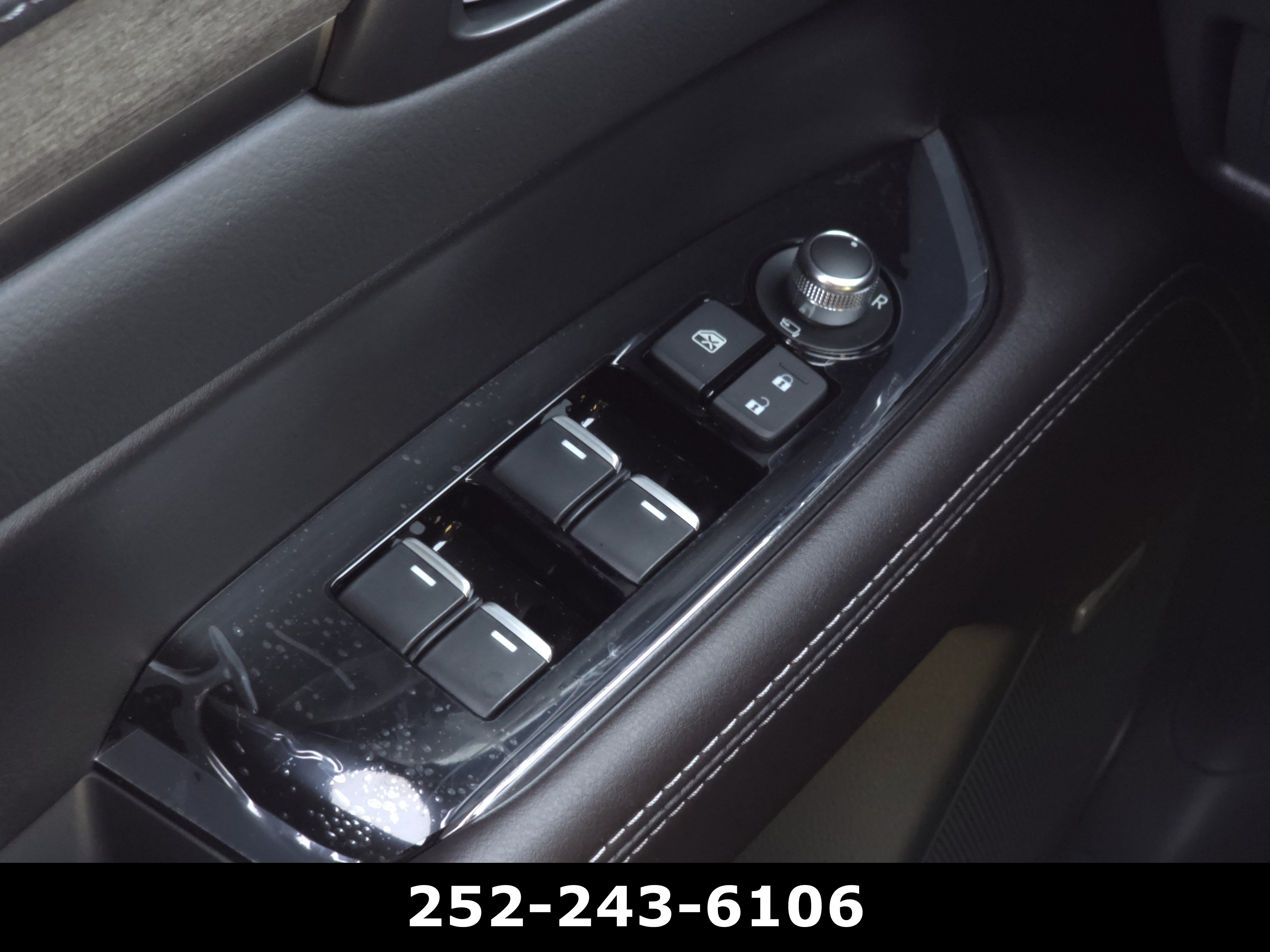 Used 2025 MAZDA CX-5 Signature AWD/4WD image 28