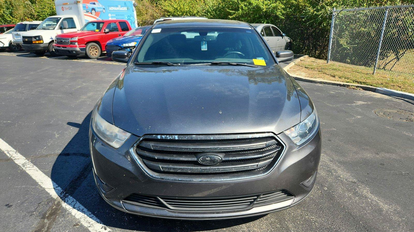 Used 2015 Ford Taurus SEL w/ Equipment Group 201A FWD image 3