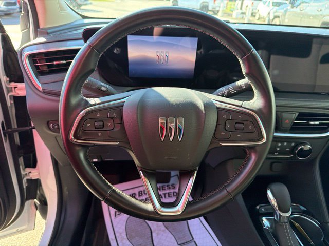 Used 2024 Buick Encore GX Preferred FWD image 15