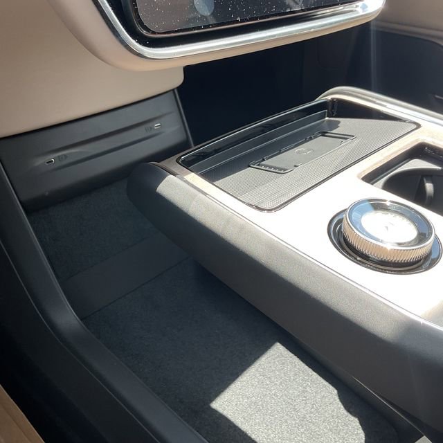 New 2026 Volvo EX90 Plus RWD image 29