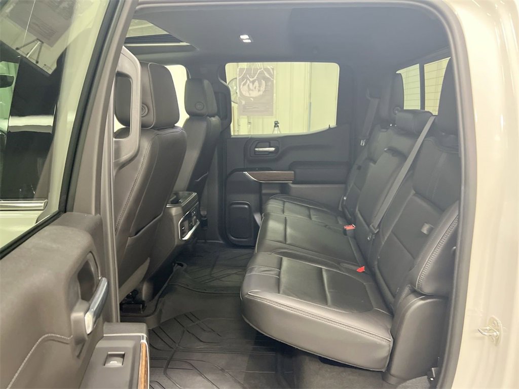 Used 2019 Chevrolet Silverado 1500 High Country w/ High Country Premium Package image 24
