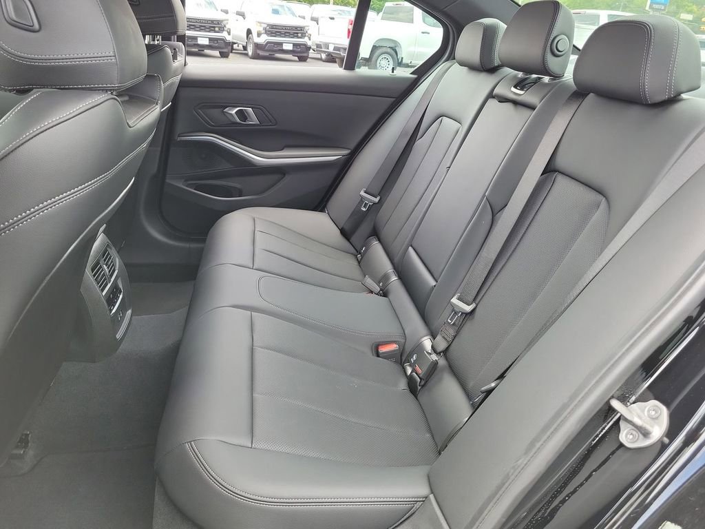 Used 2026 BMW 330i Sedan RWD image 26