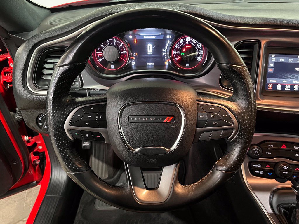 Used 2019 Dodge Challenger SXT w/ Blacktop Package AWD/4WD image 19