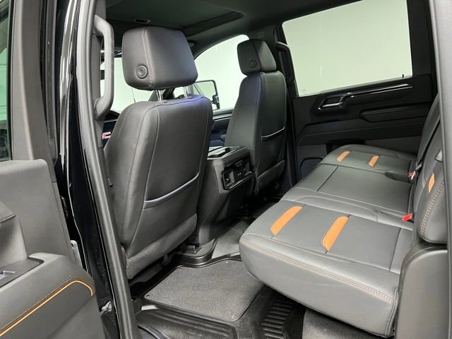 Used 2025 GMC Sierra 3500 AT4 w/ AT4 Premium Plus Package AWD/4WD image 36