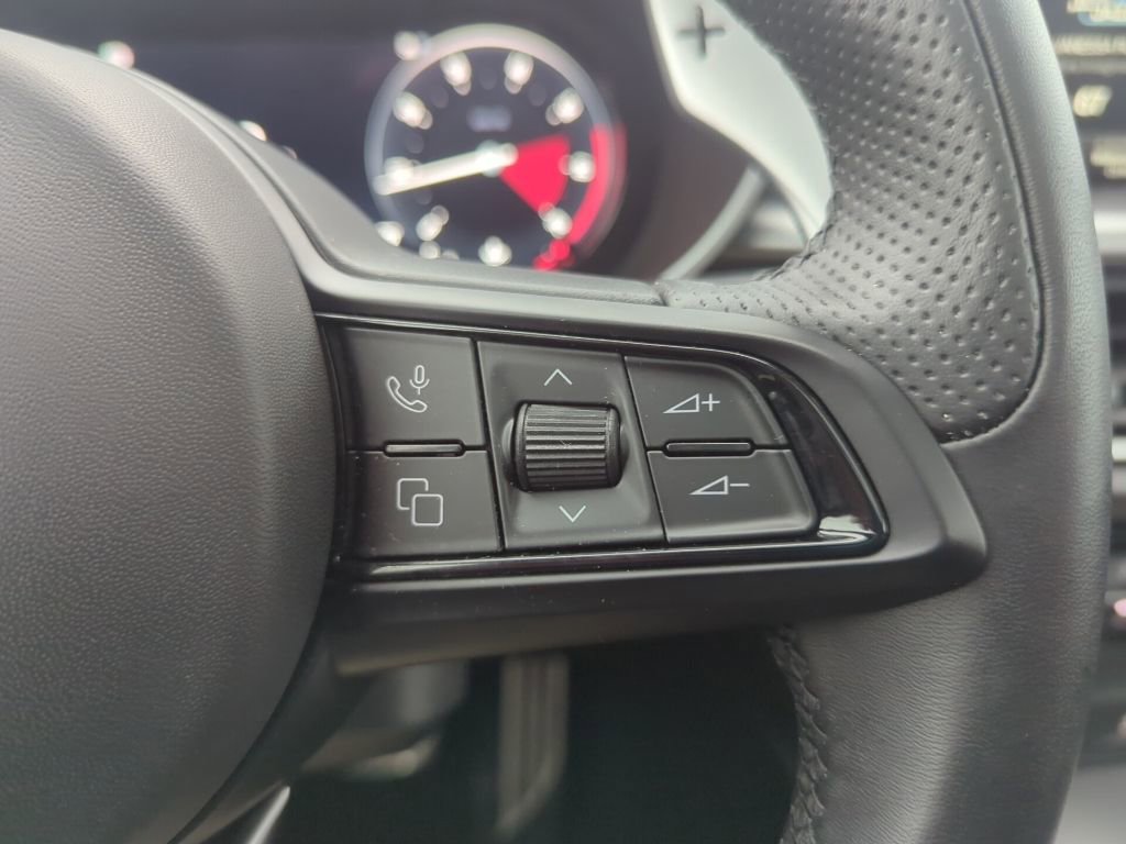Used 2025 Alfa Romeo Stelvio Sprint w/ Veloce Package image 29