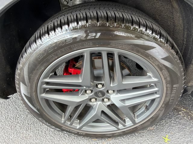 Used 2025 Ford Explorer ST AWD/4WD image 17