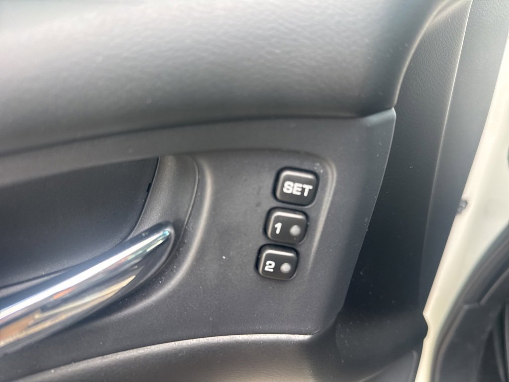 Used 2020 Nissan Murano SL w/ Moonroof Package image 19