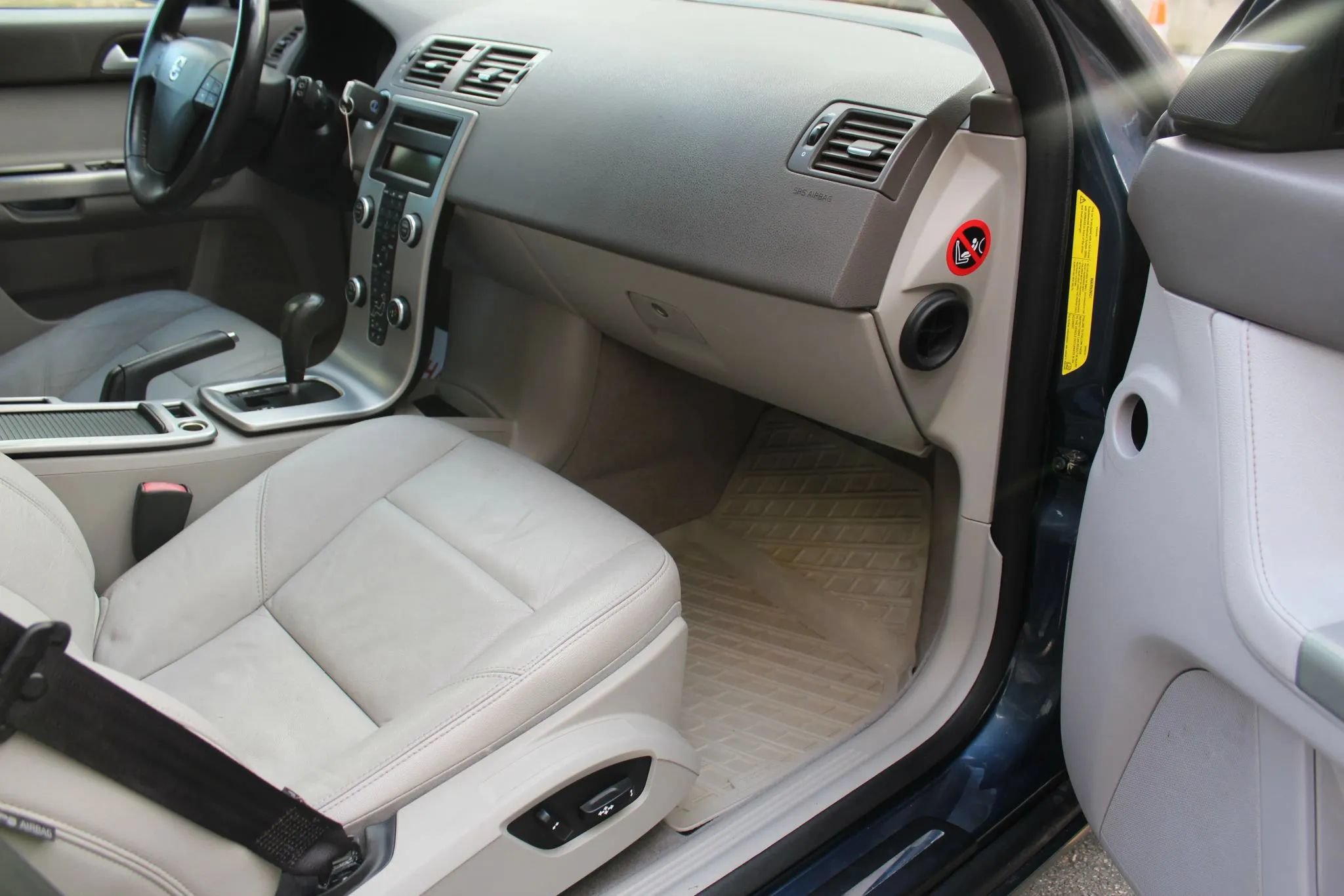 Used 2008 Volvo V50 T5 AWD/4WD image 17