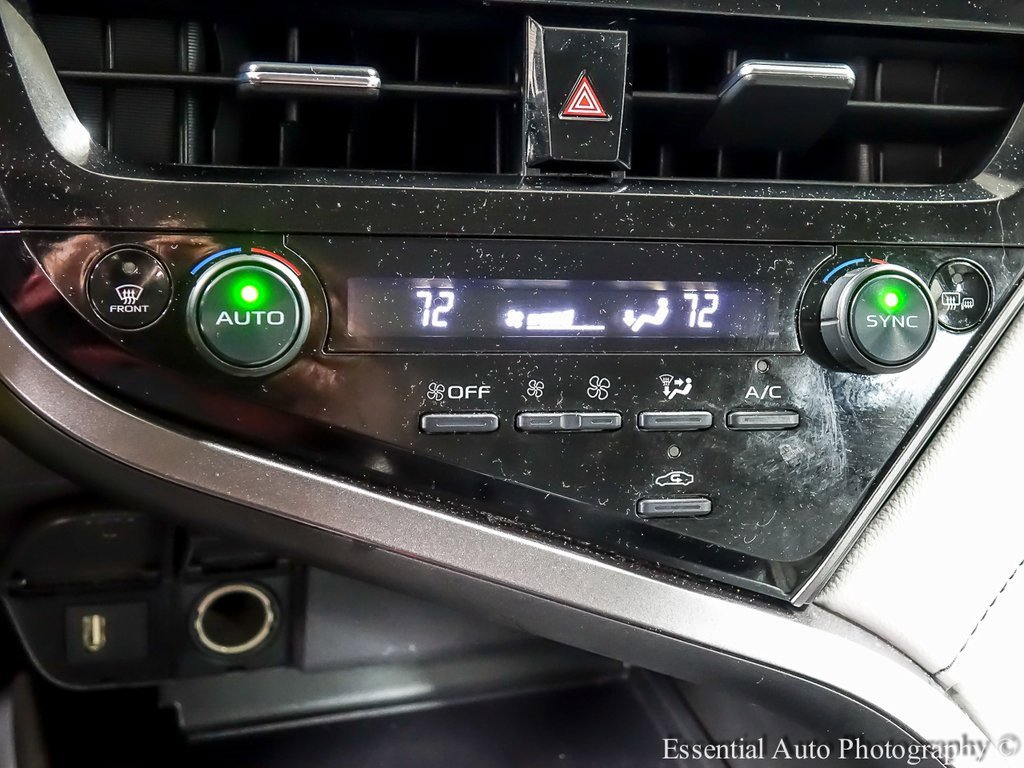Used 2024 Toyota Camry SE image 16