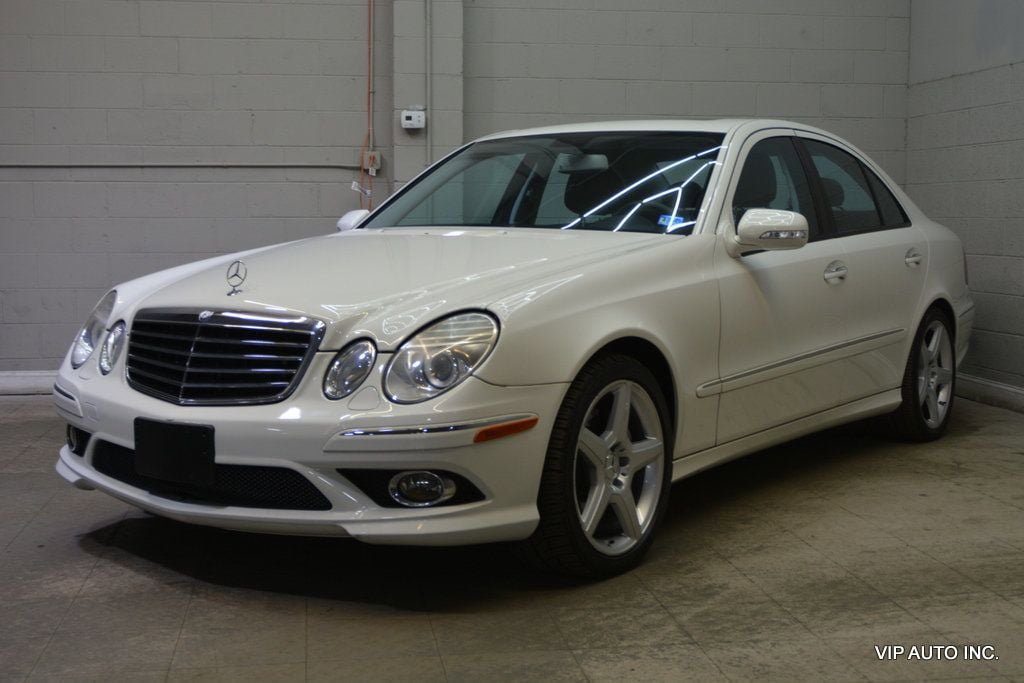 Used 2009 Mercedes-Benz E 550 Sedan image 2