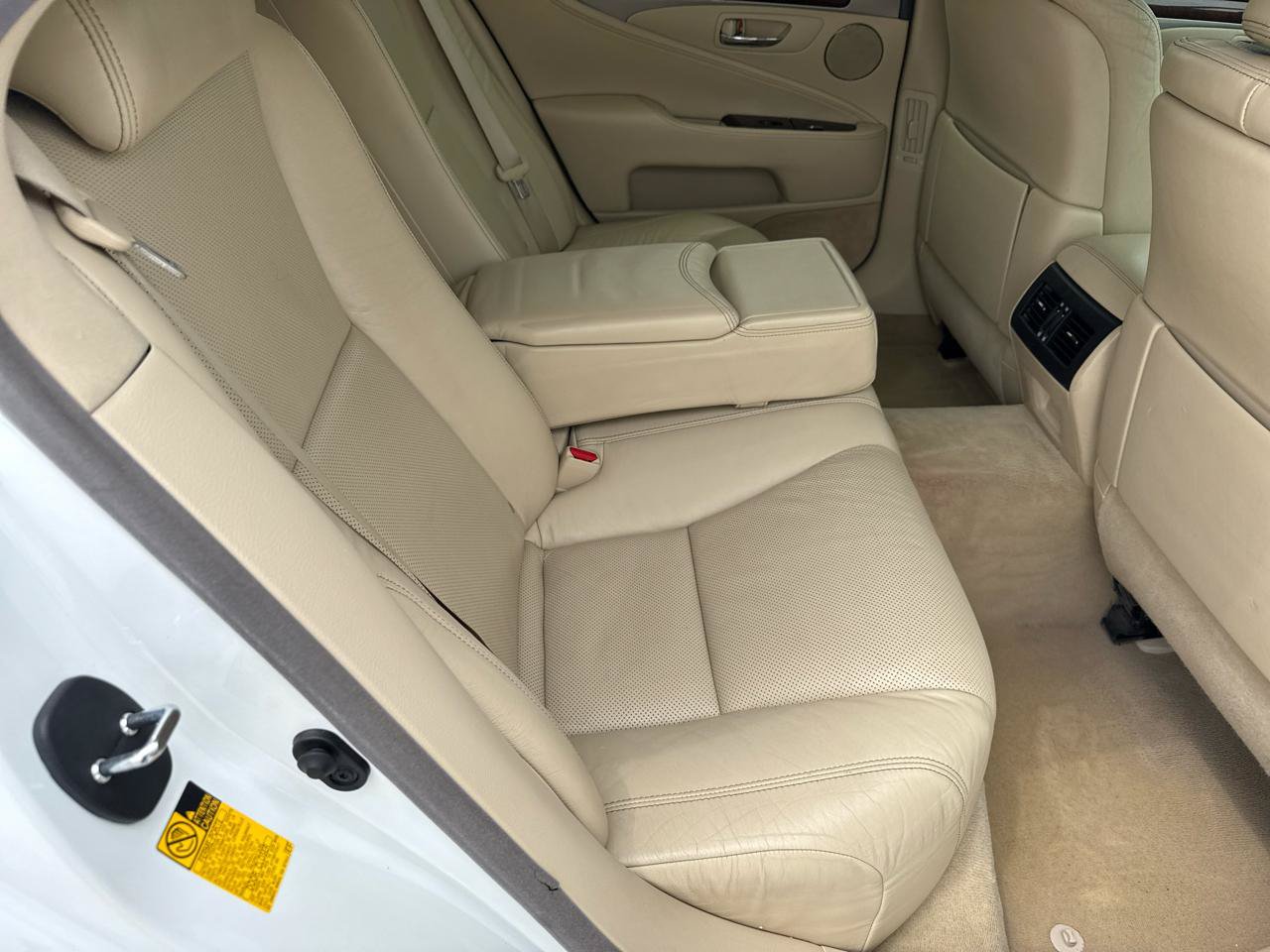Used 2013 Lexus LS 460 w/ Comfort Pkg RWD image 52