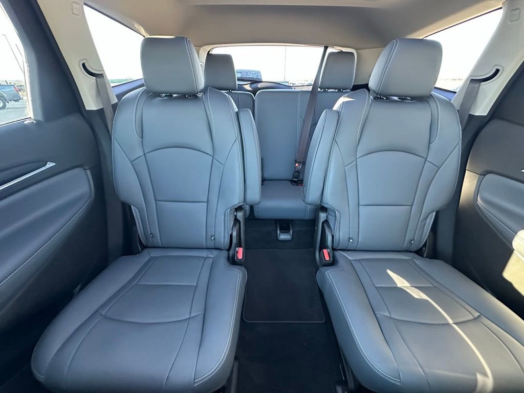 Used 2021 Buick Enclave Premium w/ Sun and Sites Package image 25