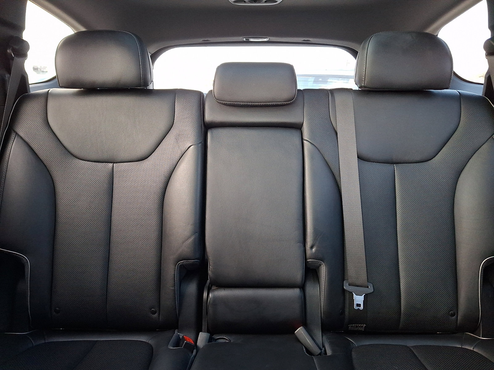 Used 2022 Hyundai Santa Fe SEL w/ Convenience + Premium Package image 15