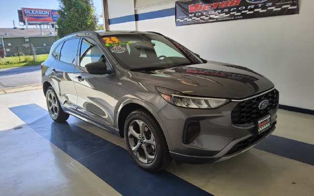 Used 2024 Ford Escape ST-Line w/ Tech Pack #1 AWD/4WD image 4