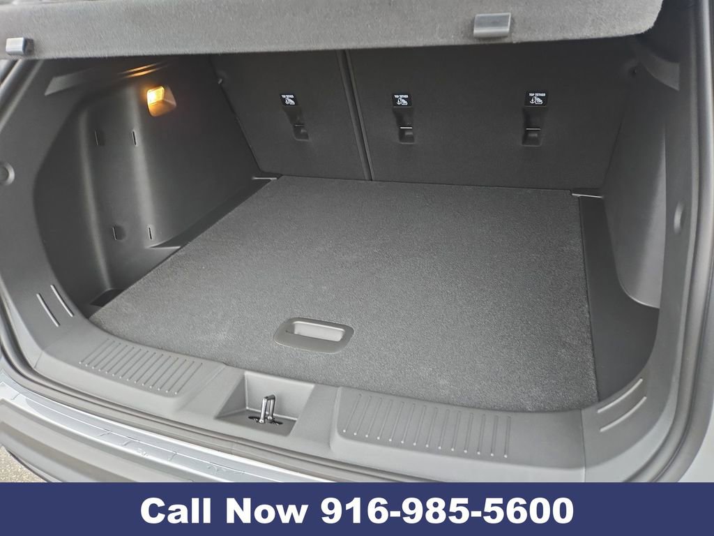 New 2026 Chevrolet Trax RS w/ Sunroof Package image 31