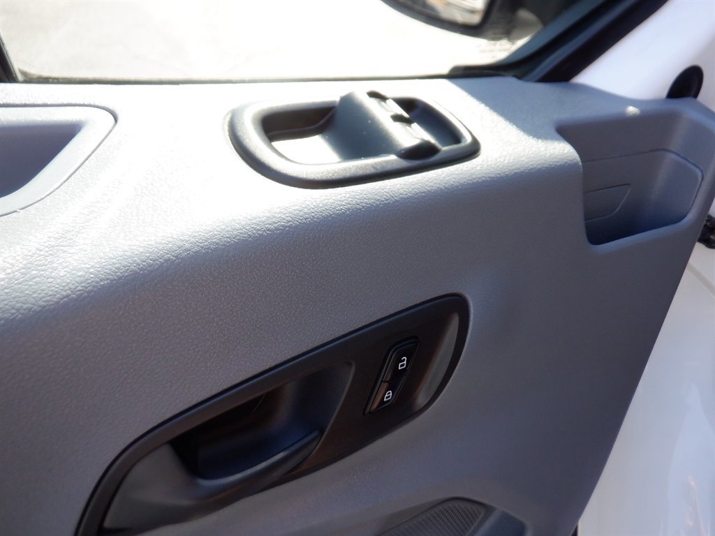 Used 2019 Ford Transit 150 XLT image 17