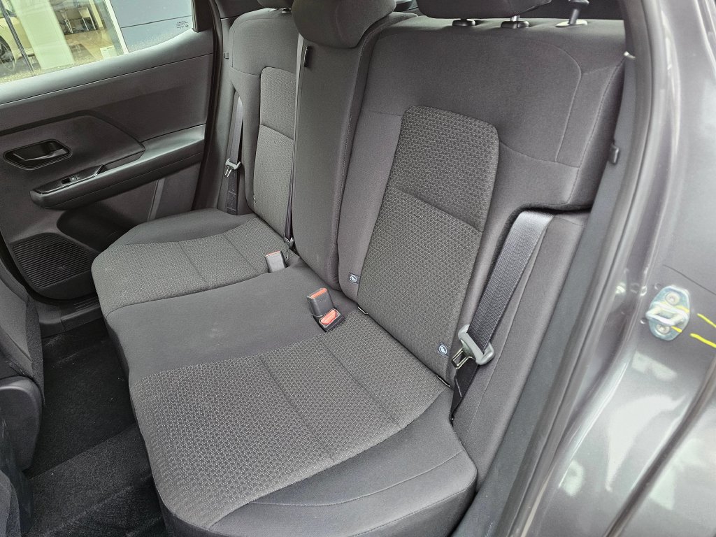 New 2027 Nissan Kicks S FWD image 13