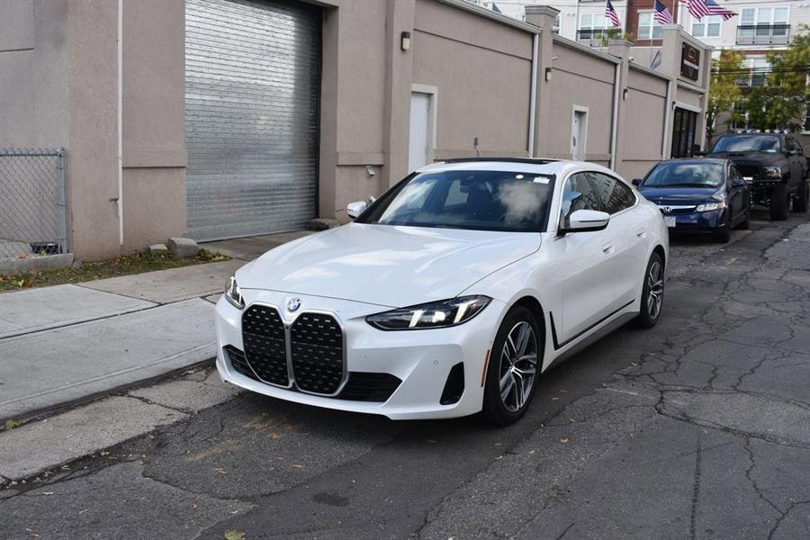 Used 2025 BMW 430i xDrive w/ Premium Package image 2