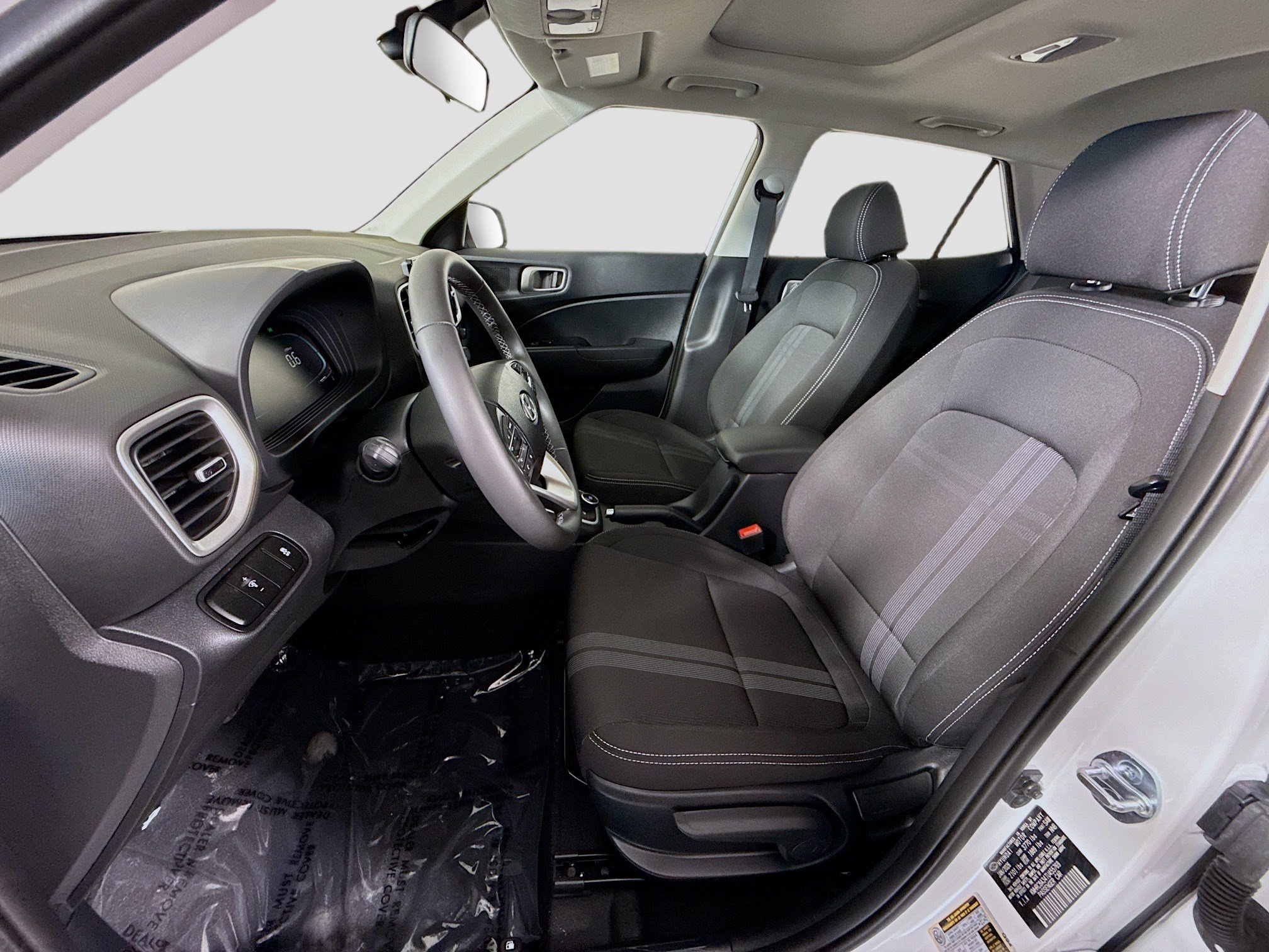 Used 2026 Hyundai Venue SEL FWD image 22