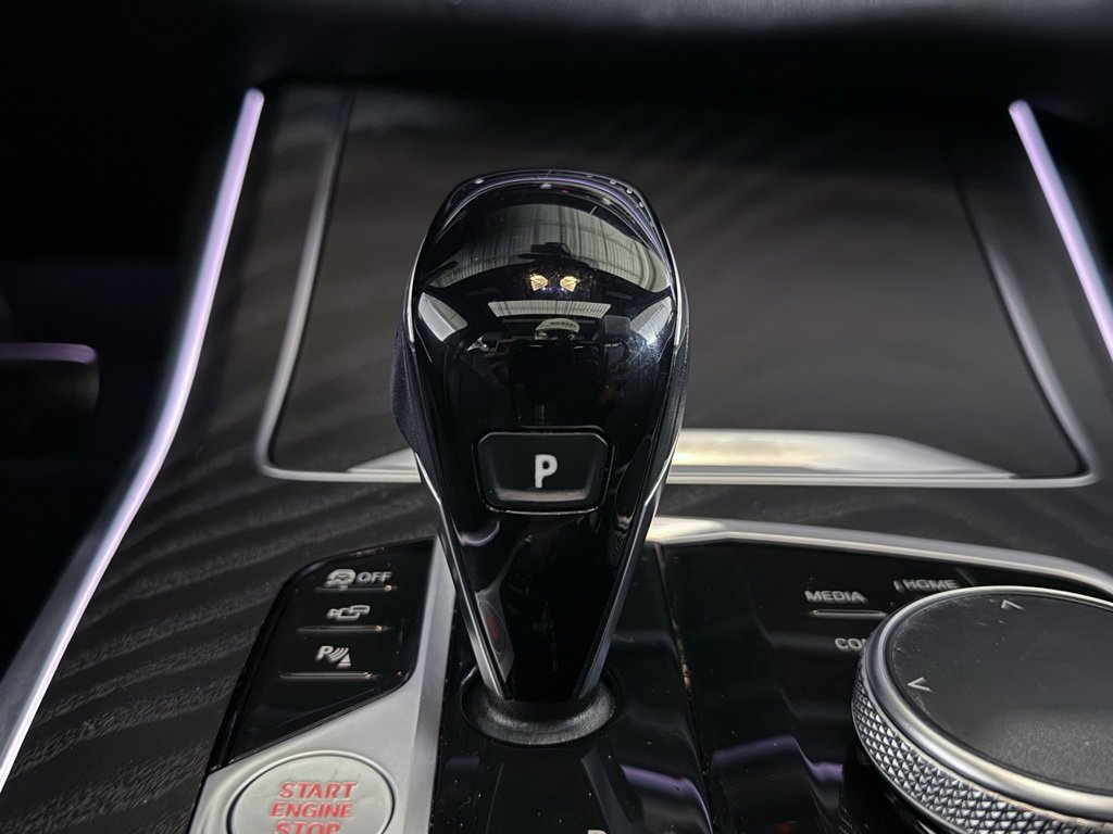 Used 2022 BMW X7 xDrive40i w/ M Sport Package image 48